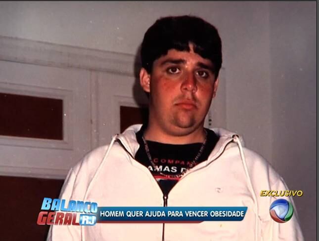 João começou a engordar na infância, e durante a adolescência fez diferentes regimes para conseguir perder peso