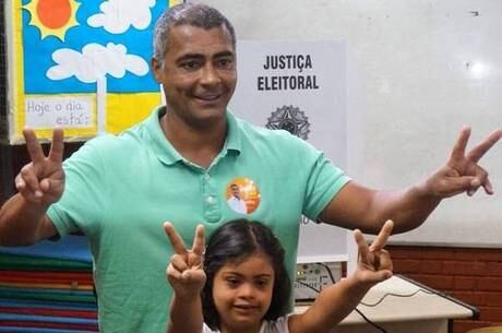 Romário prometeu que fará um mandato histórico