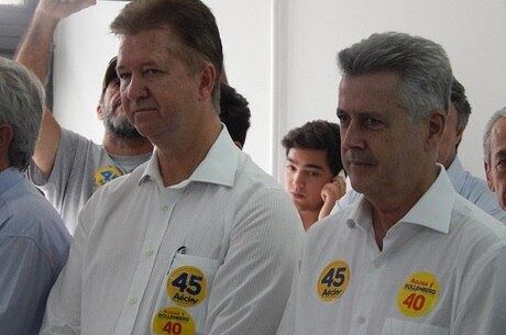 Rollemberg participa de inauguração do comitê de Aécio Neves, em Brasília, ao lado de Luiz Pitiman (PSDB)