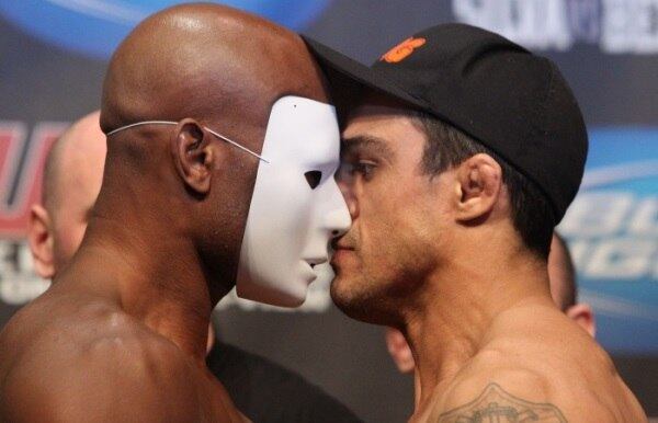 Anderson Silva e Vitor Belfort se encararam pesado no passado