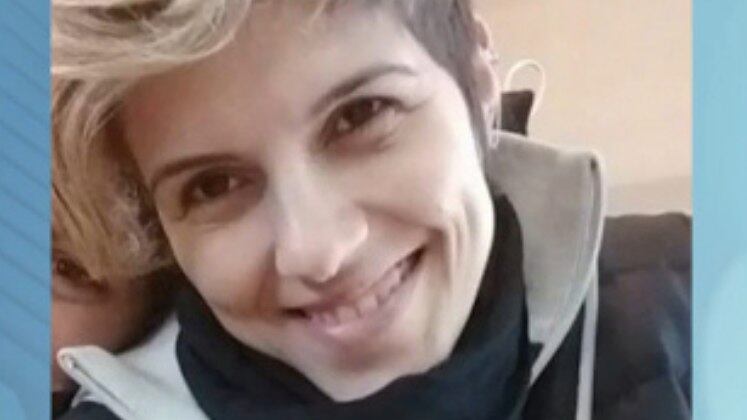 A polícia de Curitiba prendeu o ex-marido de Ana Paula Campestrini, de 39 anos, executada por um motociclista misterioso no momento em que entrava no condomínio onde morava em Curitiba (PR). Wagner Cardeal Oganauskas é suspeito de ser o mandante do crime e foi surpreendido por policiais na última quinta-feira (24), em um condomínio de luxo


