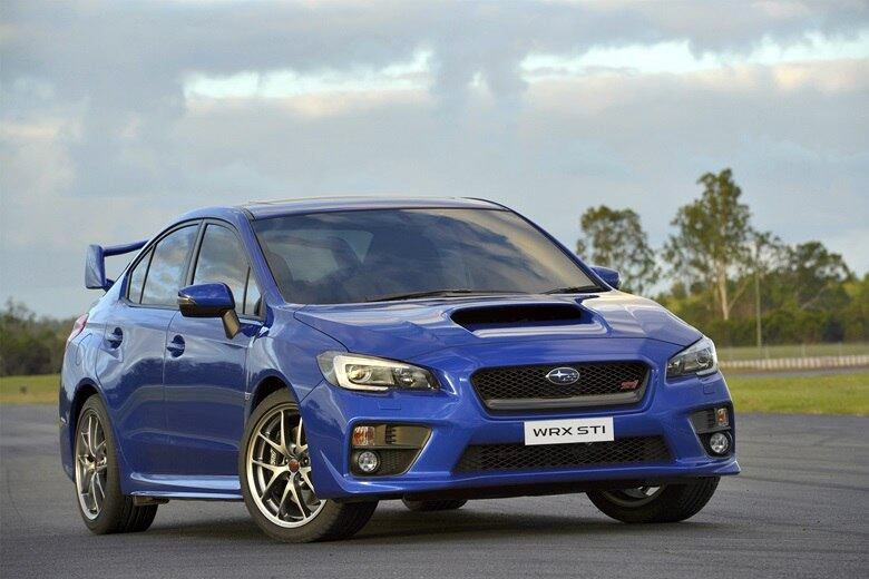 

Outro item importante é o Diferencial Central com Controle
do Nível de Bloqueio, dispositivo que permite ao motorista selecionar a
proporção da distribuição do torque entre as rodas dianteiras e traseira



Saiba tudo sobre carros! Acesse www.r7.com/carros