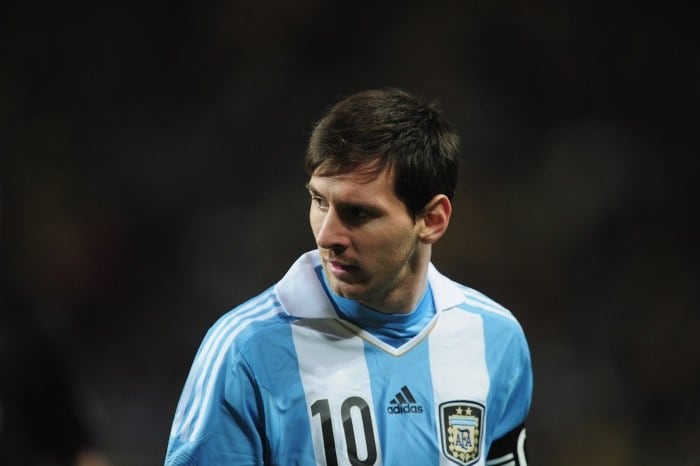 Imagine só o quanto Messi não valerá se conseguir cumprir seu sonho de brilhar na Copa do Mundo e, em pleno Maracanã, levar a Argentina ao tricampeonato mundial? Vai faltar dinheiro!
