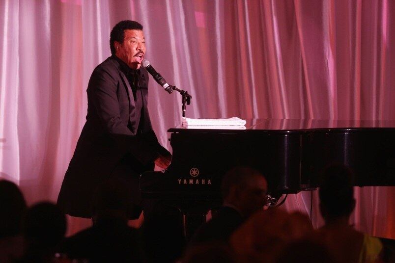 Lionel Richie
Em 1985, o cantor levou a estatueta de melhor música original por Say You, Say Me, do filme O Sol da Meia-Noite