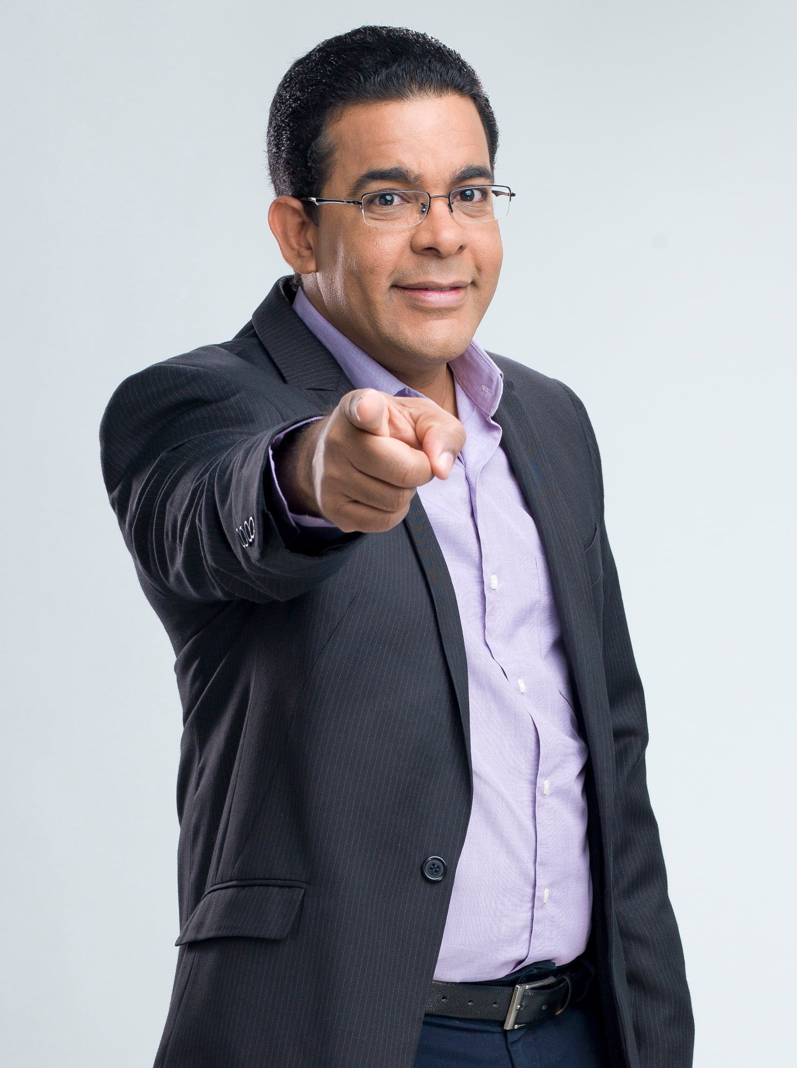 Adelson Carvalho comanda o Cidade Alerta Bahia