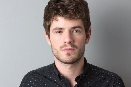 Maurício Destri é destaque da revista Cosmopolitan de agosto