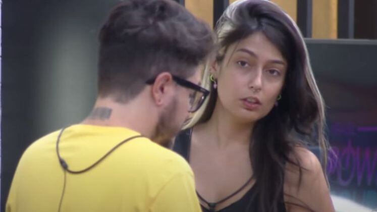 Logo nos primeiros dias na Mansão Power, as desavenças já começaram. Após todos pegarem suas toalhas, Anne acabou ficando sem e não gostou nada disso. Pe Lanza e Karol tentaram acalmá-la, mas ela não ficou calada