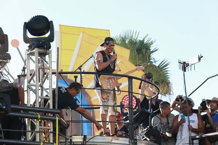 Neste sábado (6), Ivete Sangalo abriu os trabalhos no Circuito Barra Ondina