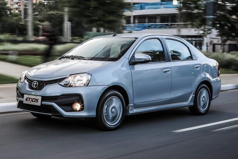 Em relação a segurança, o Toyota Etios recebeu 4 (de 5) estrelas de segurança no teste de colisão dos passageiros do banco traseiro. Na linha 2018 a marca manteve os sistemas de segurança, como o encosto de cabeça e do cinto de segurança de três pontos para o passageiro central do banco de trás e sistema de ancoragem de cadeiras de crianças ISOFIX. Além dos já citados airbags duplos e do sistema de freagem ABS