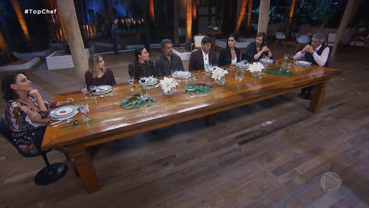 Reality show de gastronomia é comandado por Felipe Bronze