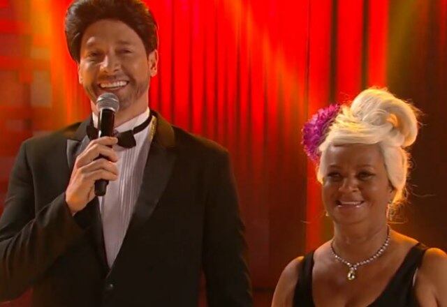 Por último, mas não menos importante, a música que marcou o cinema em 2018: "Shallow". Rodrigo Faro interpretou Bradley Cooper e sua parceira foi a própria Lady Gaga de Ilhéus. Eles refizeram a performance do prêmio Oscar e dueto foi tão emocionante quanto foi cômico.
 
Você também poderá participar do Dança, Gatinho e escolher quem Rodrigo Faro vai interpretar.  Acompanhe o programa Hora do Faro, aos domingos, a partir das 15h30 na Record TV