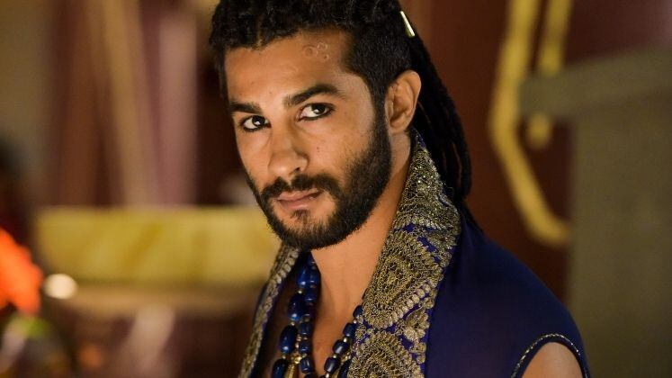 O
duelo pelo poder continua, na mesma época, Israel tem que lidar com grandes
inimigos, os Filisteus. Eles eram muito temidos e até odiados, pois além de serem militarmente fortes, eram também muito violentos e tinham uma tecnologia superior à de todos os povos
de Canaã