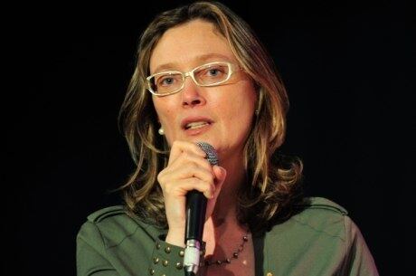 Maria do Rosário: "A maioria da Câmara e do Senado é composta a partir desse modelo que exclui as mulheres"