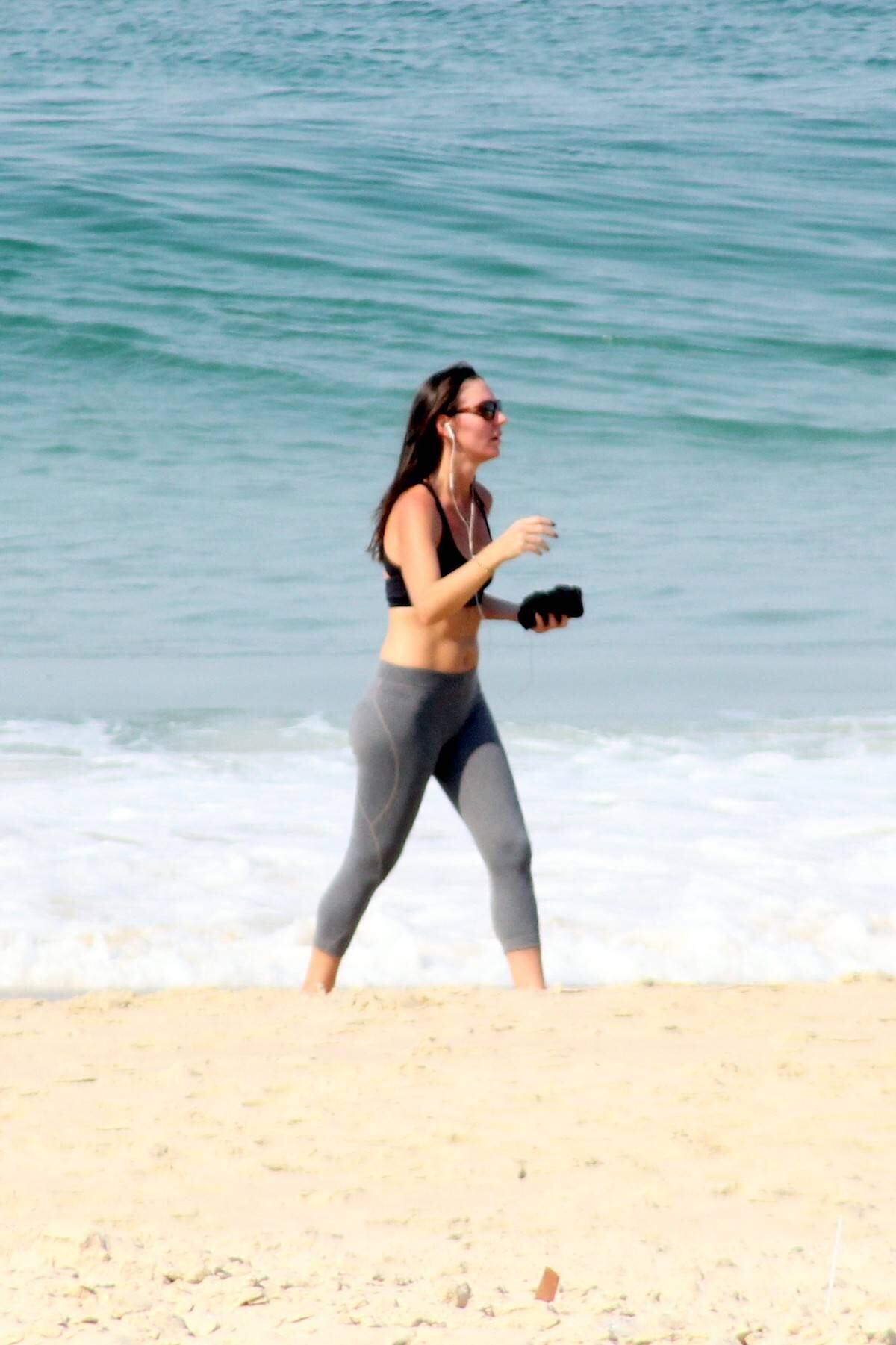 Glenda Kozlowski se exercitou nesta terça-feira (26)