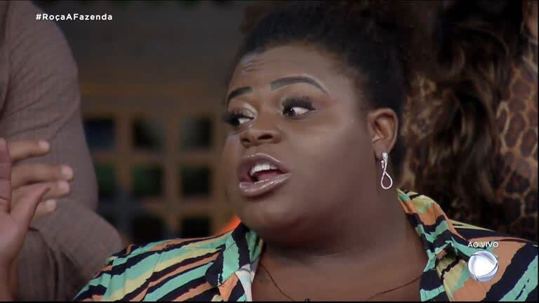 "Lá fora, é um bandão e um soco no olho". Engana-se quem pensa que Jojo não é casca grossa! A peoa se segurou muito bem durante o programa, mas deixou claro que fora da sede, com ela não se mexe