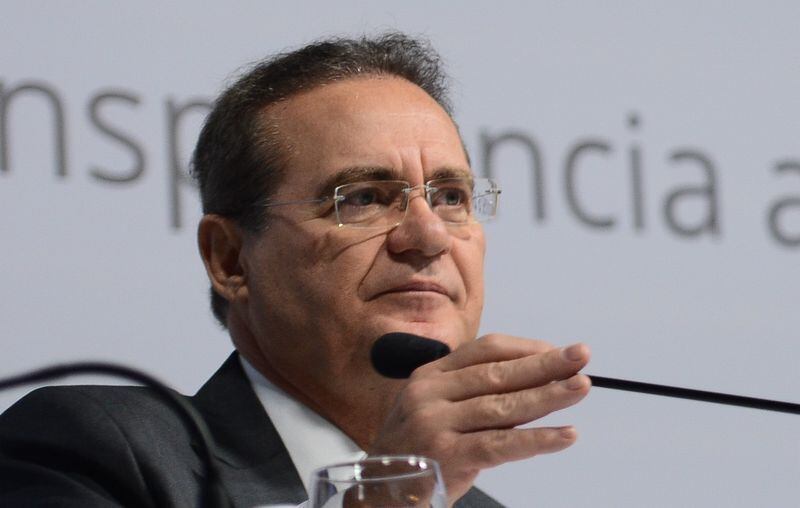 Renan Calheiros defende que presidente Dilma trace metas para a manutenção dos empregos no Brasil