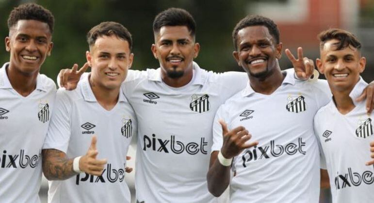 Parte do elenco santista: goleada e boa fase no Campeonato Paulista da categoria