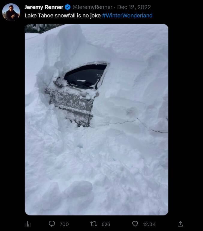 O ator, que está com 51 anos e vive atualmente em Reno, Nevada, chegou a postar uma foto no Twitter, no dia 12 de dezembro, com a legenda: “a neve no lago Tahoe não está para brincadeira”.