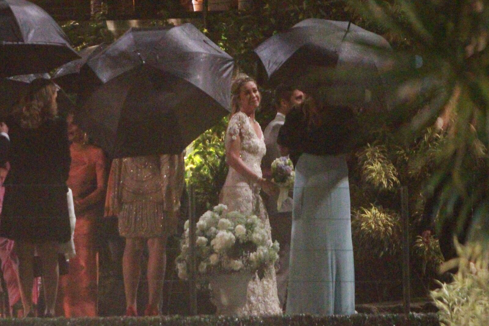 Luana Piovani se casou com Pedro Scooby nesta sexta (27) em uma casa de festas localizada em São Conrado, no Rio de Janeiro
Reportagem: Rodrigo Teixeira