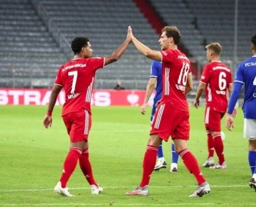 A Bundesliga foi a primeira liga a retomar sua competição. Após aval do governo da Alemanha, a competição, que ficou paralisada por 69 dias, teve seu reinício em 14 de maio