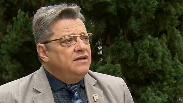 Sidnei Lobo Pedroso recebeu informações de que seria a mesma pessoa que praticou as invasões anteriores. O criminoso ainda teria dito que a filha adotiva do cantor não era herdeira