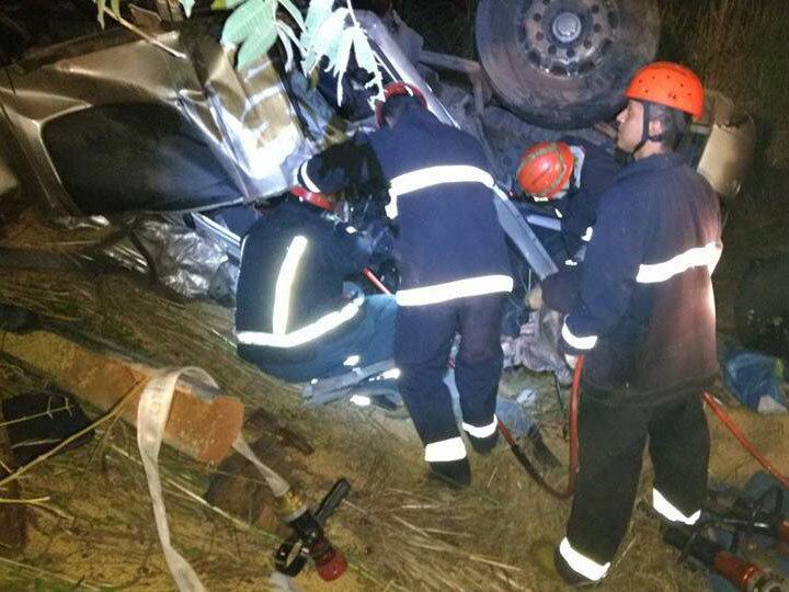 Motorista ficou preso às ferragens e não resistiu aos ferimentos
