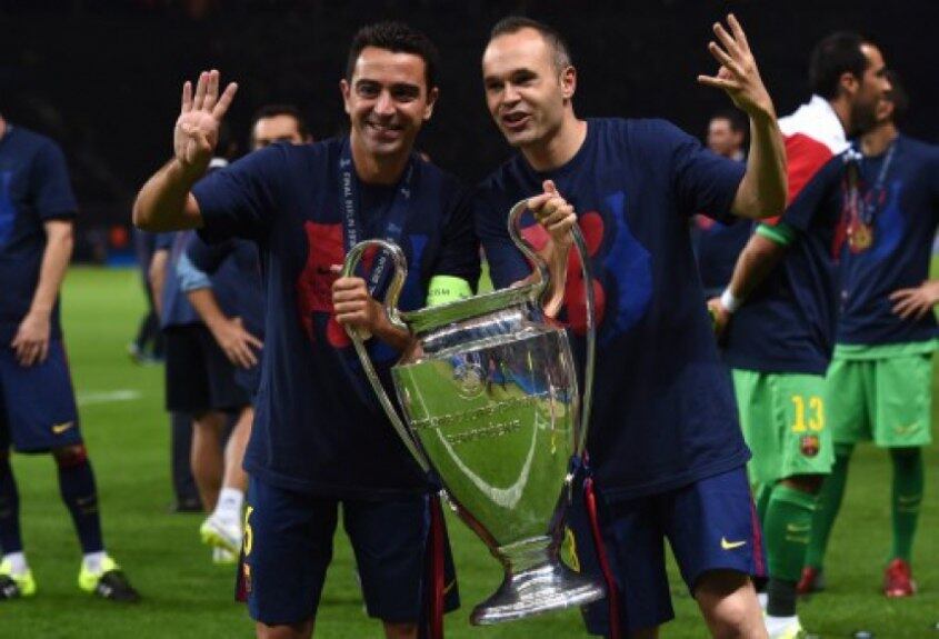 Xavi (e) também é tetra da Liga dos Campeões pelo Barcelona