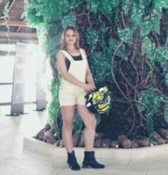 A balconista Elisânia da Conceição Leal, 40 anos, grávida de dois meses, foi assassinada pelo amante, um homem casado, porque se negava a fazer o aborto. O acusado, César Aparecido, 22 anos, disse que sua mulher também estava grávida e ele temia ser abandonado por ela
