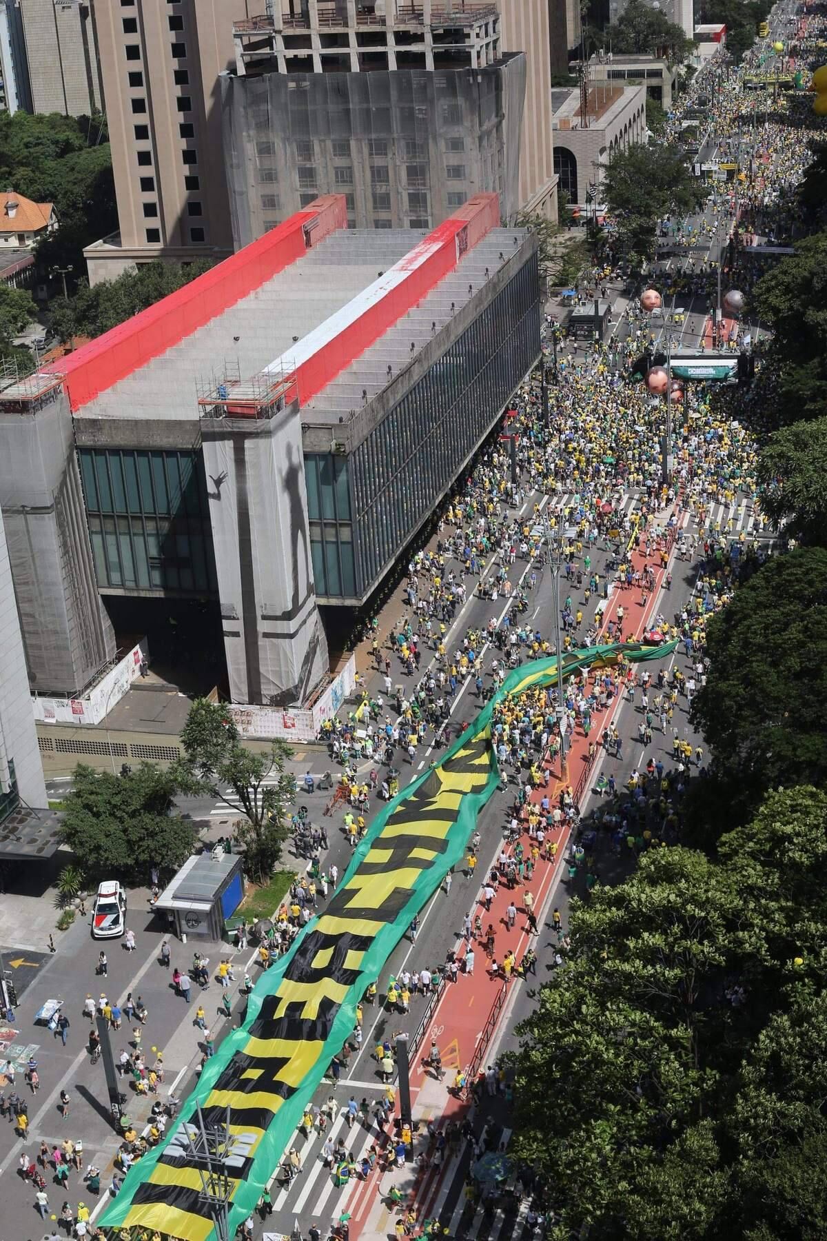 Movimentos dizem que não houve tempo suficiente para mobilização