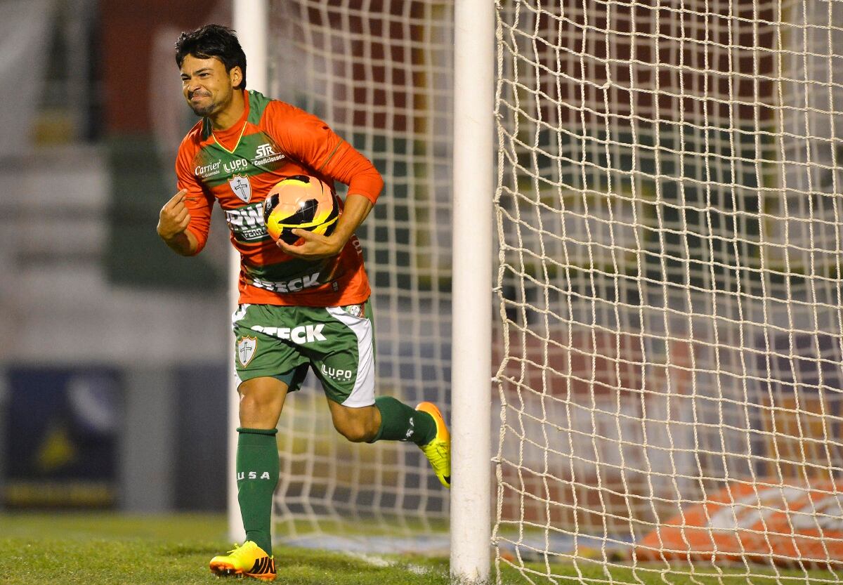 Clube pode ser punido por ter escalado Héverton contra o Grêmio
