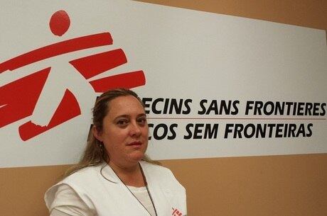 Julia Bartsch (foto) é psicóloga e acompanhou médicos que lutam contra o ebola na África Ocidental