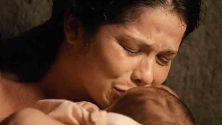 Os Dez Mandamentos voltou para a grade de programação da Record TV nesta segunda-feira (17). A superprodução narra a história de Moisés, desde o nascimento do personagem bíblico até a chegada do povo à Terra Prometida, passando pela fuga do Egito através do Mar Vermelho e o encontro com Deus no Monte Sinai. A seguir, veja alguns comentários dos fãs da novela na reestreia!