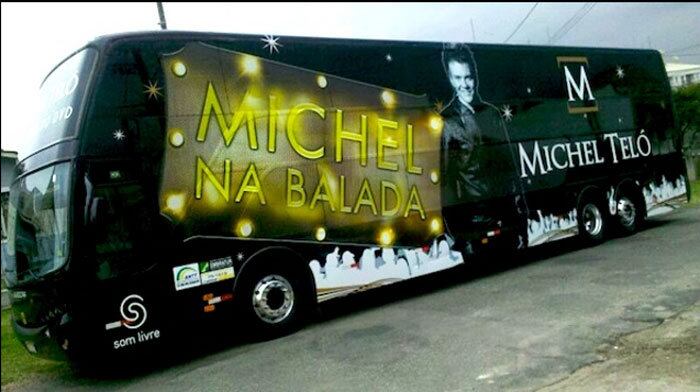 Com o valor que arrecadou com os 240 shows de 2011, ao custo de R$ 350
mil cada, Michel Teló poderia comprar, não apenas um, mas 84 ônibus,
equipados com tudo o que ele tem direito