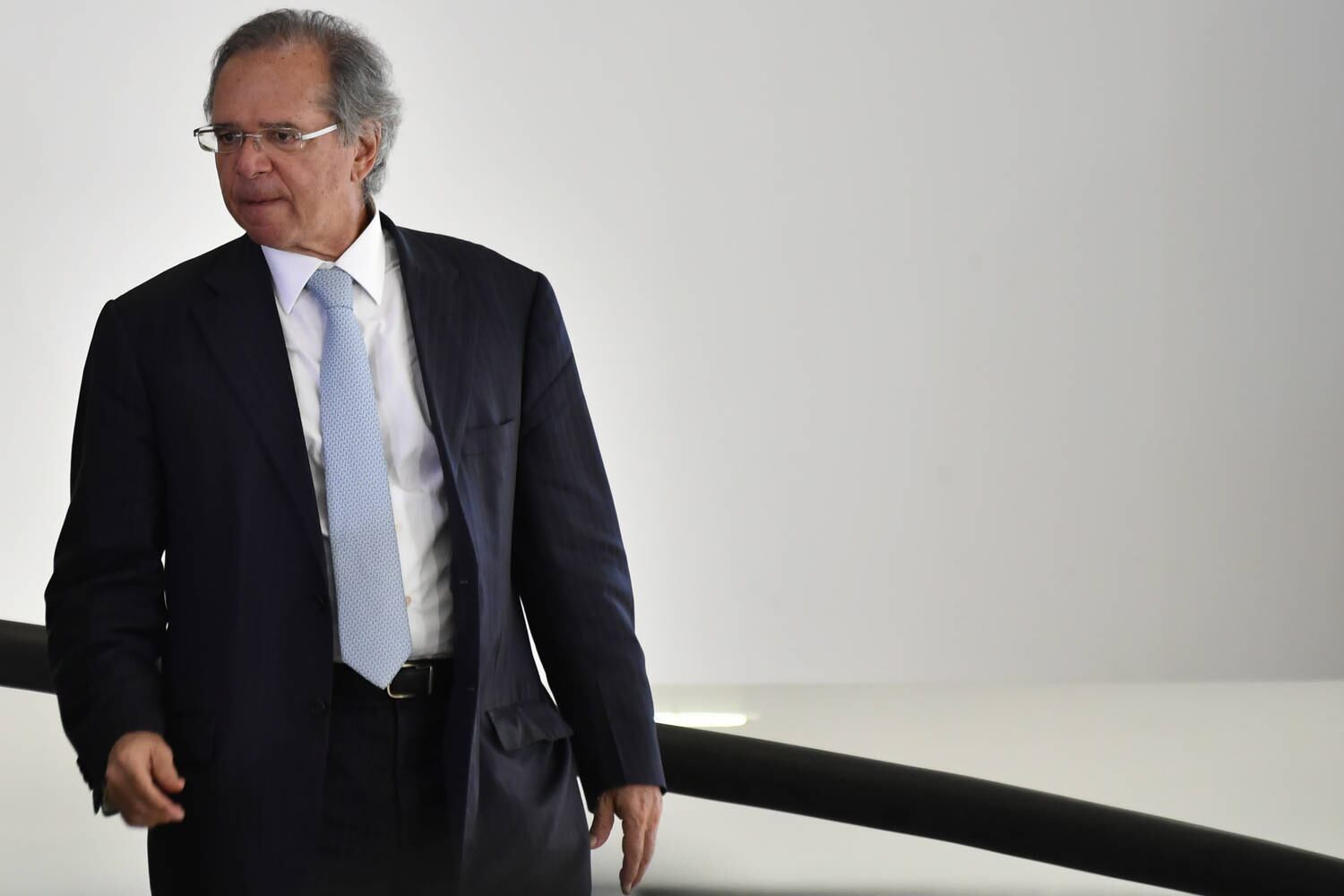 Paulo Guedes, artilheiro no comando da economia