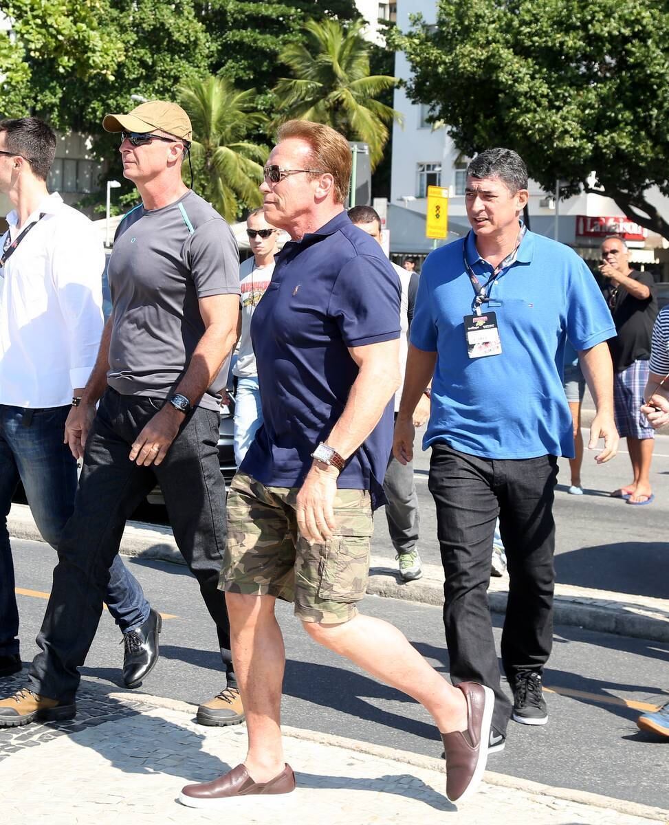 Arnold Schwarzenegger está no Brasil para uma competição esportiva e aproveitou para conhecer as belezas do Rio de Janeiro
Acesse o R7 Play e assista à programação da Record quando quiser