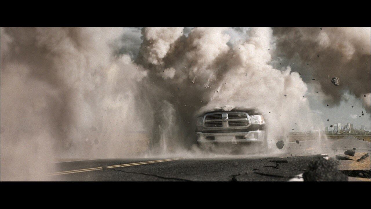 Junto com a picape, a RAM revelou um vídeo mostrando peripécias feitas com a 2500 misturadas às imagens do filme

VEJA TAMBÉM

> Chevrolet Camaro com faróis do EcoSport? R7 Carros analisa design do novo Camaro

> Monza e Santana estão confirmados! Confira outros nomes de carros do passado que podem voltar

Quer saber tudo sobre carros? Acesse www.r7.com/carros
