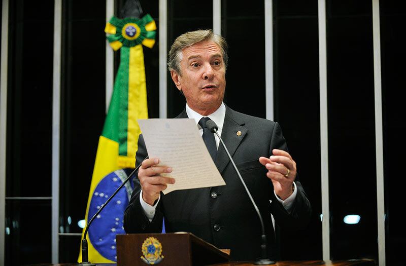 Collor chamou Janot de "sujeitinho à toa" e "figura tosca" e afirmou que ele não é dotado da "conduta moral" que se exige para o cargo