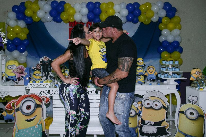Alexandre Frota e Fabiana comemoraram aniversário de Enzo Gabriel, que completou sete anos, em buffet infantil
