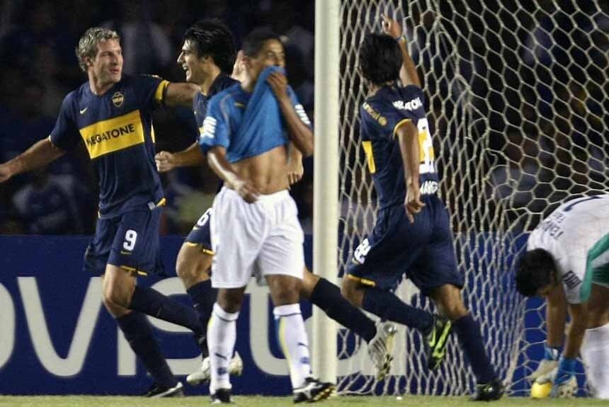 2008 - Oitavas de final. Boca classificado para as quartas
Ida: Cruzeiro 1 x 2 Boca Juniors
Volta: Boca Juniors 2 x 1 Cruzeiro