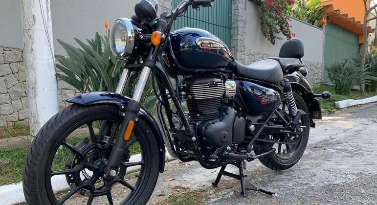 No dia a dia ela é leve e pode andar entre os veículos sem problemas