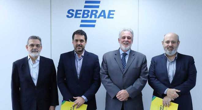 Luiz Aurélio Alzamora Gonçalves, Alarico Naves, Carlos Carmo Andrade Melles e Luiz Cláudio Costa