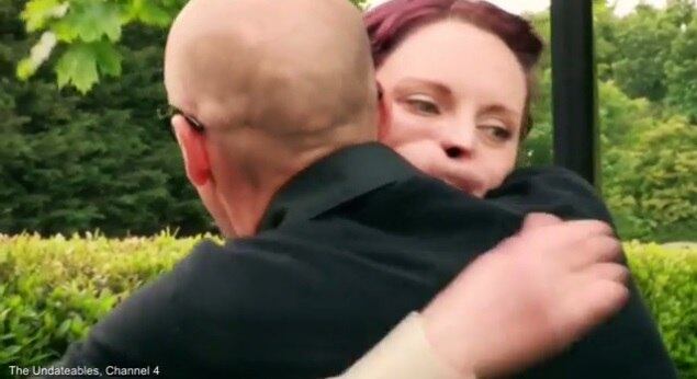 Traumatizada com a gravidade da doença e suas sequelas,
Tammy buscou superar parte do drama participando do programa The Undateables
("Os Inamoráveis"), do canal 4, na Inglaterra