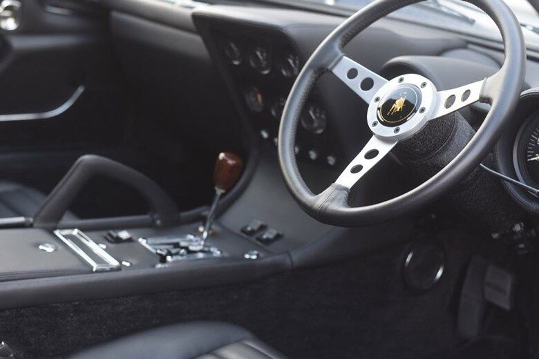 A restauração do Lamborghini Miura feita há três anos teve um custo estimado em R$ 400 mil