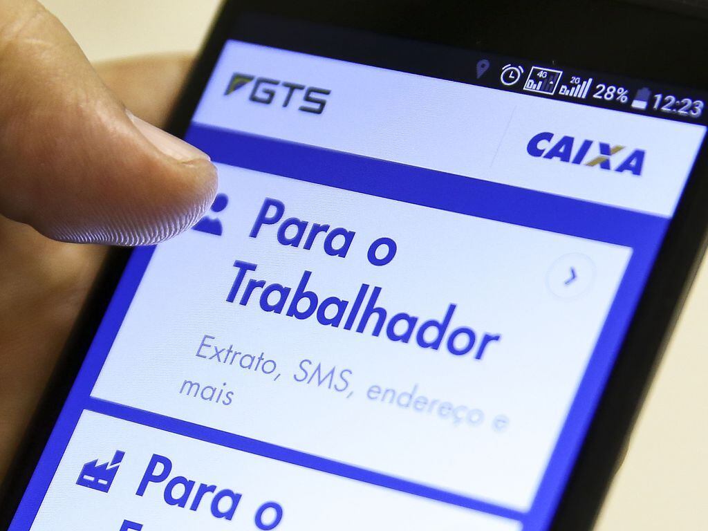 Saque-aniversário do FGTS pode supera R$ 22 bilhões em 2022
VEJA MAIS
