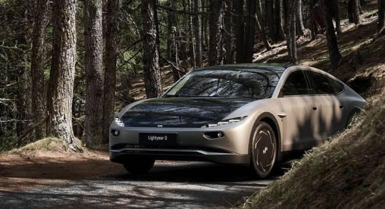 Modelo elétrico, que usaria também fonte solar fotovoltaica, foi apresentado na feira CES