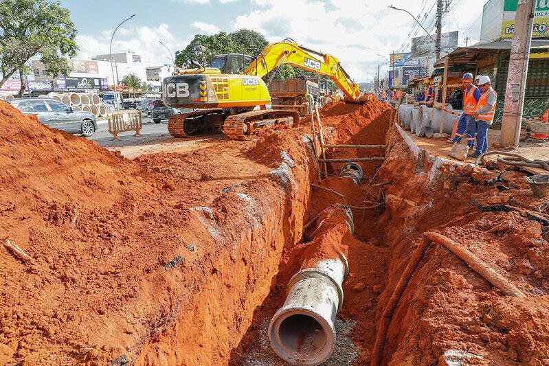 Tradicional avenida que liga Ceilândia e Taguatinga, a Hélio Prates chega à segunda etapa das obras de requalificação urbana