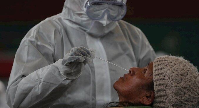 Quase 2 milhões de pessoas já morreram em decorrência da covid-19 no mundo