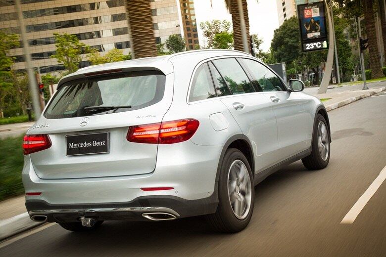 GLC é o novo GLK e traz motor de 4 cilindros turbo com 211 cv