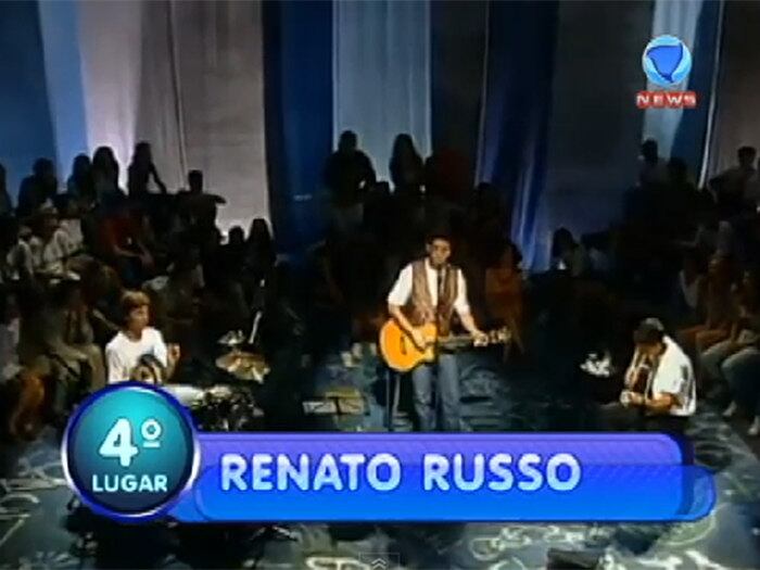 

Renato Russo é o quarto colocado.
O vozeirão e os versos do poeta do Planalto Central estão vivos até hoje

