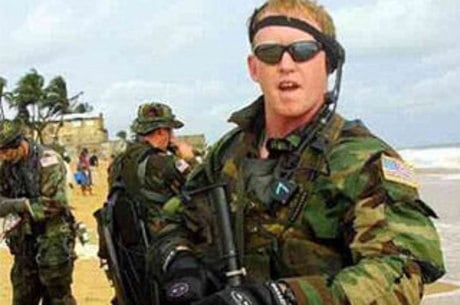 Rob O'Neill diz ter sido o responsável por matar Bin Laden
